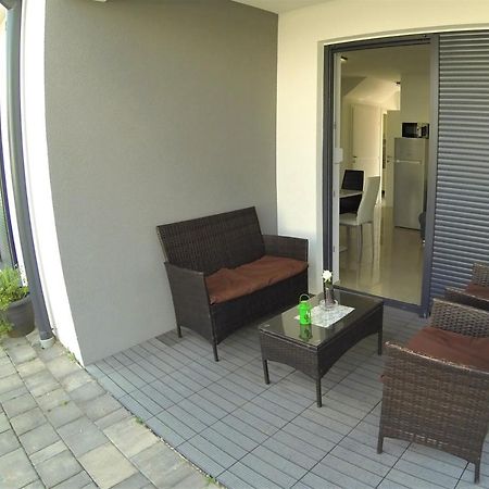 Apartmani Zaric Малинска Экстерьер фото