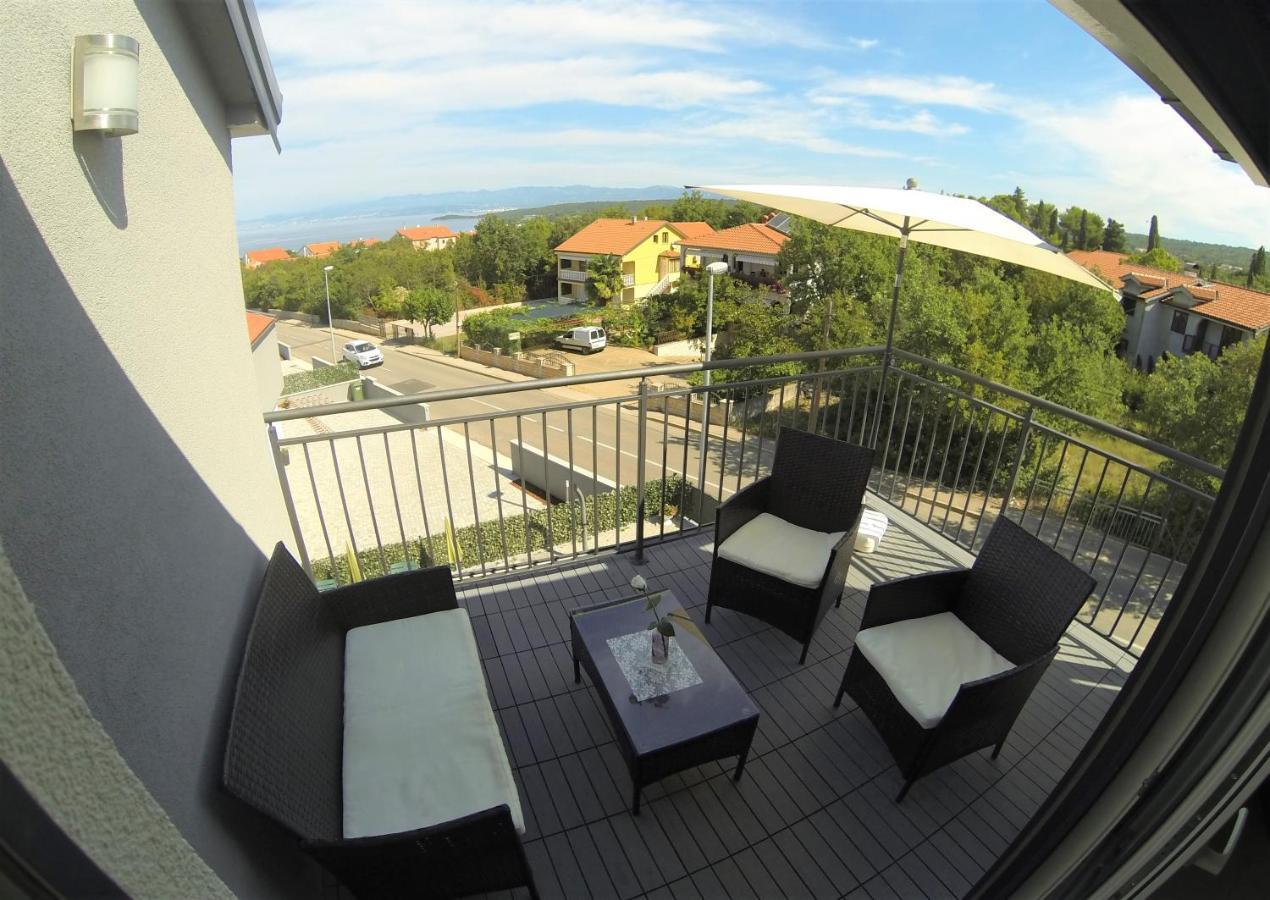 Apartmani Zaric Малинска Экстерьер фото